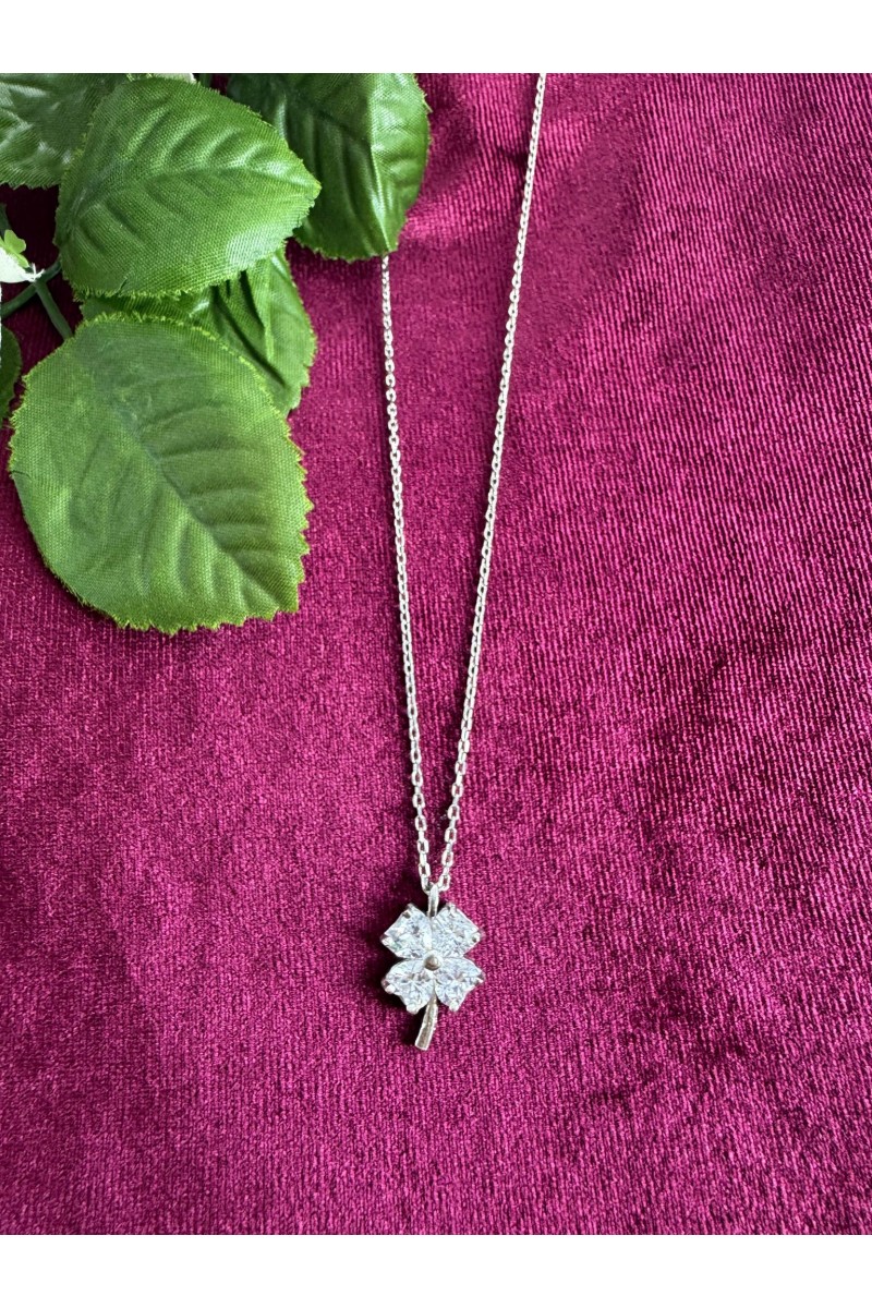 925 K Clover Patterned zürkon Stone-set hayalet Silver Necklace