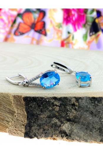 Aquamarin Taşlı yuvarlak  Model Zirkon Gümüş Küpe Aquamarin Taşlı yuvarlak  Model Zirkon Gümüş Küpe